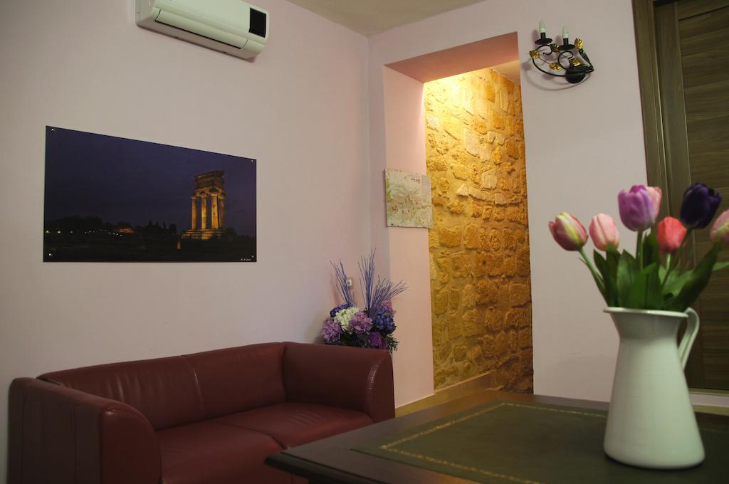B&B Monte Dei Pegni Agrigento Luaran gambar