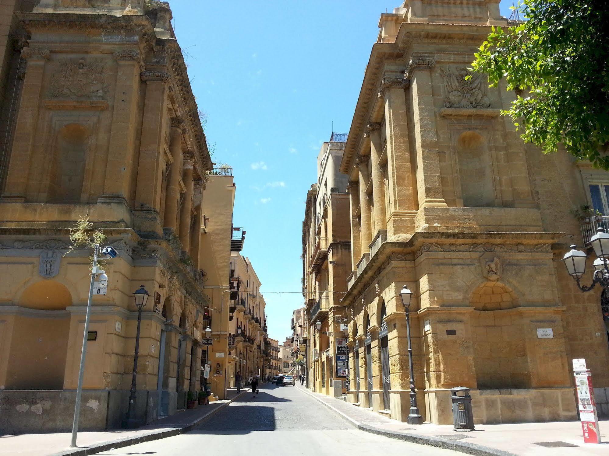 B&B Monte Dei Pegni Agrigento Luaran gambar